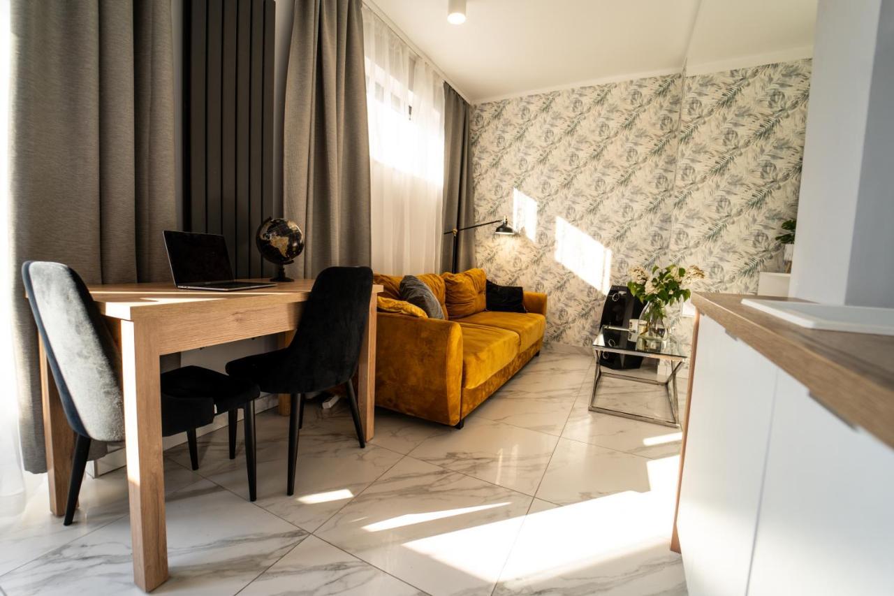 Kolorowe Apartamenty W Mielnie! 350M Od Plazy - 100M Od Jeziora! 梅尔诺 外观 照片