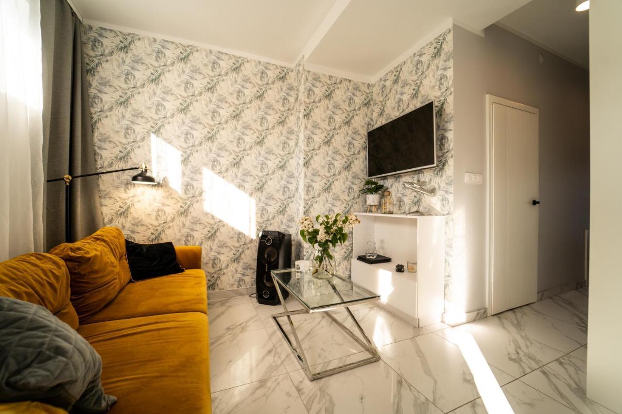Kolorowe Apartamenty W Mielnie! 350M Od Plazy - 100M Od Jeziora! 梅尔诺 外观 照片